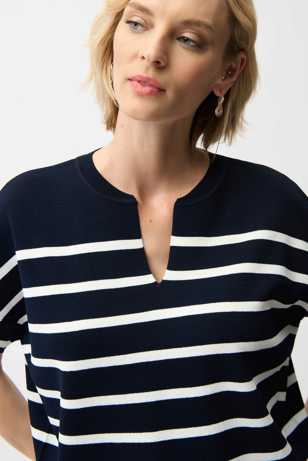 Joseph Ribkoff 261921 Top Midnight Blue/Vanilla