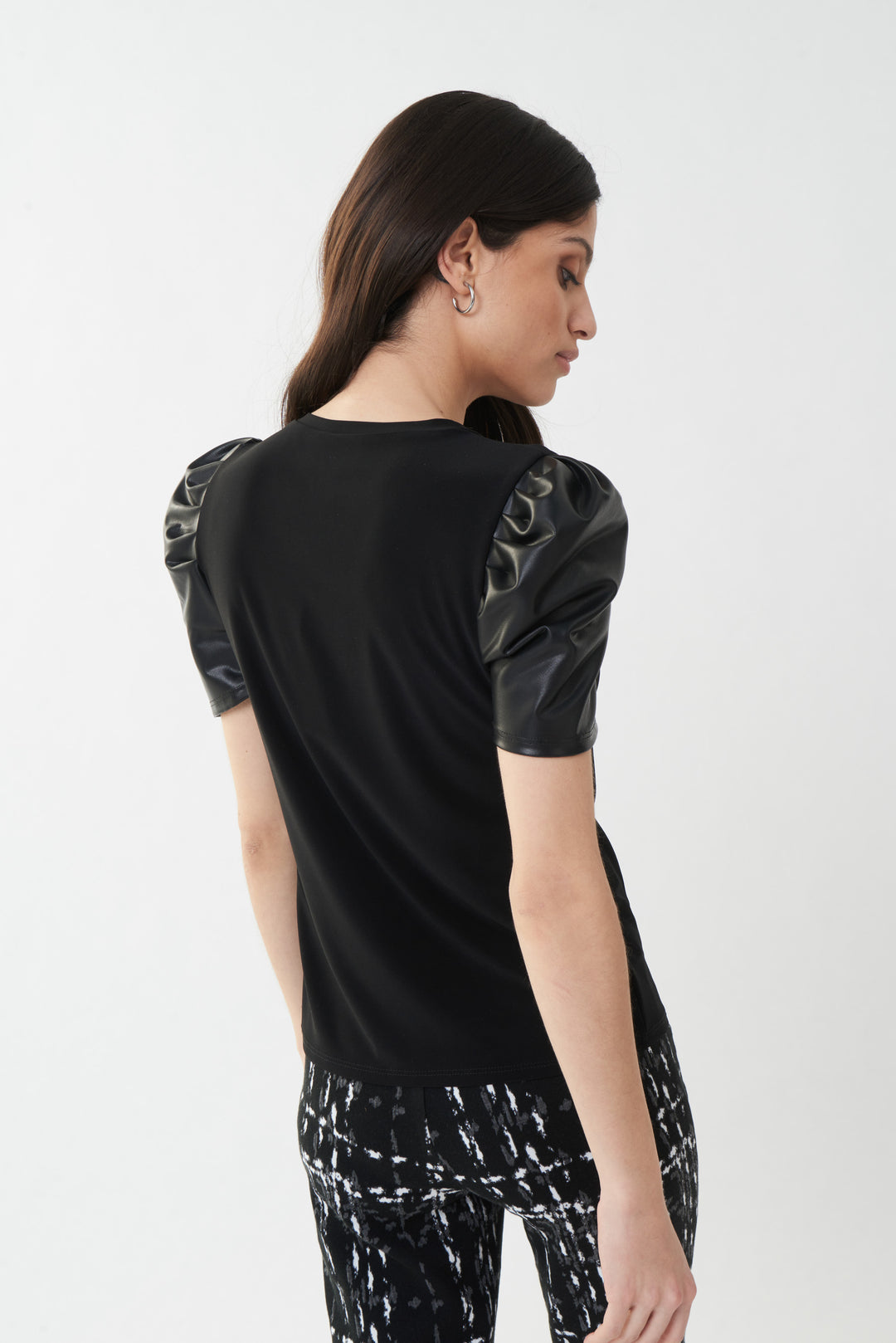 Joseph Ribkoff 223213 Top Black