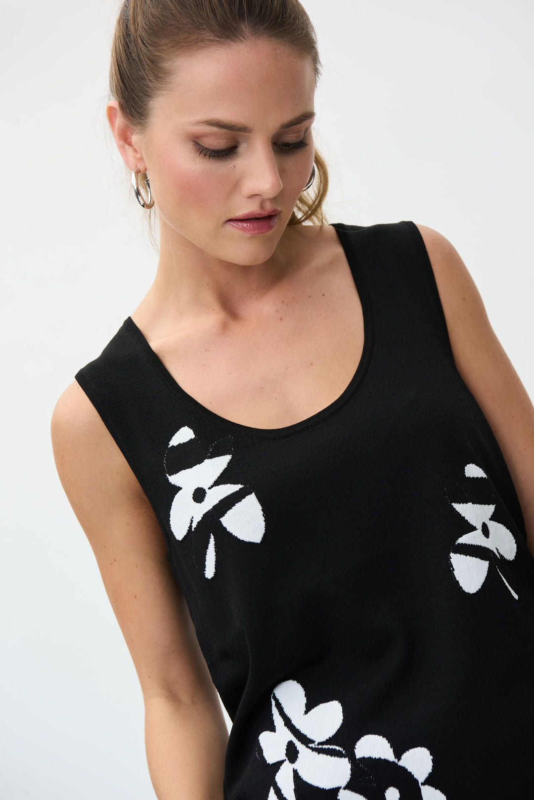 Joseph Ribkoff 231941 Top Black/Vanilla